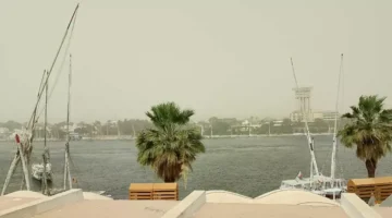 توقف الملاحة النهرية في أسوان بسبب عاصفة ترابية ورياح شديدة تضرب المحافظة